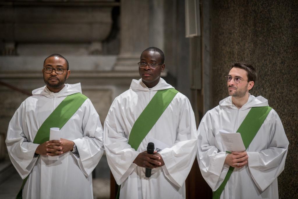 Ordinations sacerdotales à Santa Maria in Trastevere: Sant'Egidio en fête pour ses trois nouveaux prêtres